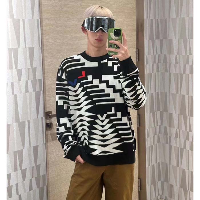Louis Vuitton Men LV SKI Wool Pullover Regular Fit Fir Tree Jacquard Signature All Over