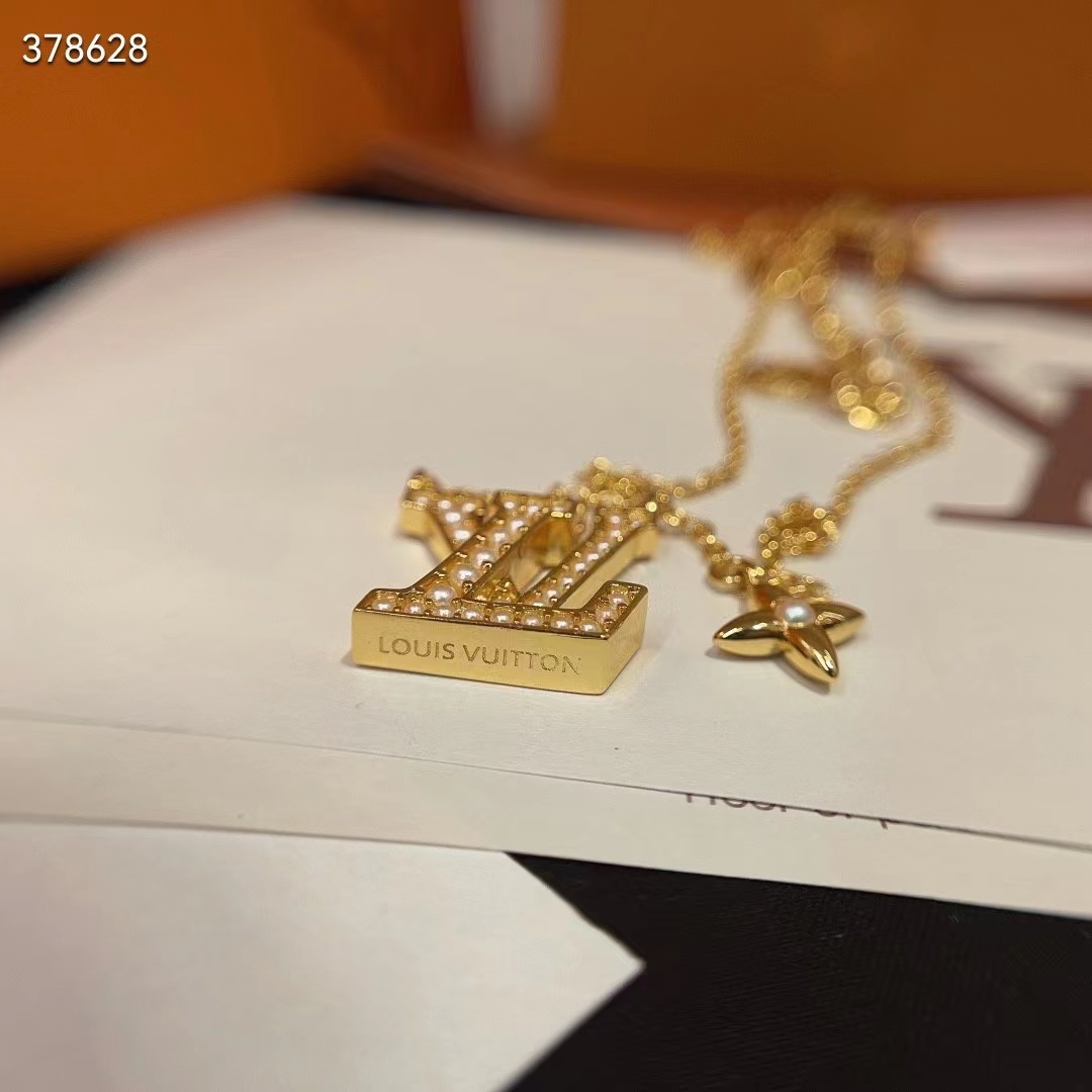 Louis Vuitton Women LV Iconic Pearls Necklace Pearl-Encrusted LV Initials Monogram Flower Charms