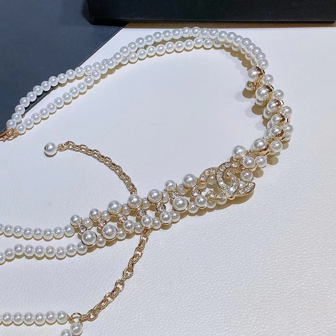 Chanel Women CC Chain Belt Gold Metal Resin Glass Pearls Strass Pearly White Crystal