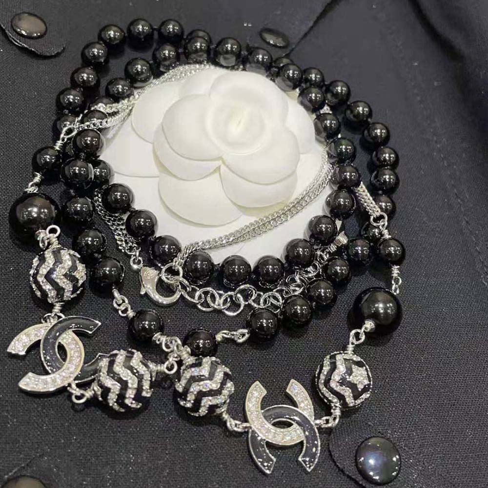 Chanel Women Long Necklace in Metal Glass Pearls and Strass