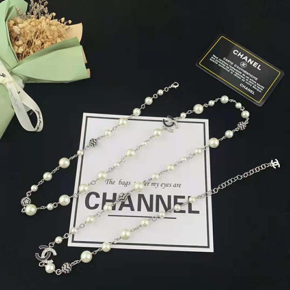 Chanel Women Long Necklace in Metal Glass Pearls and Strass