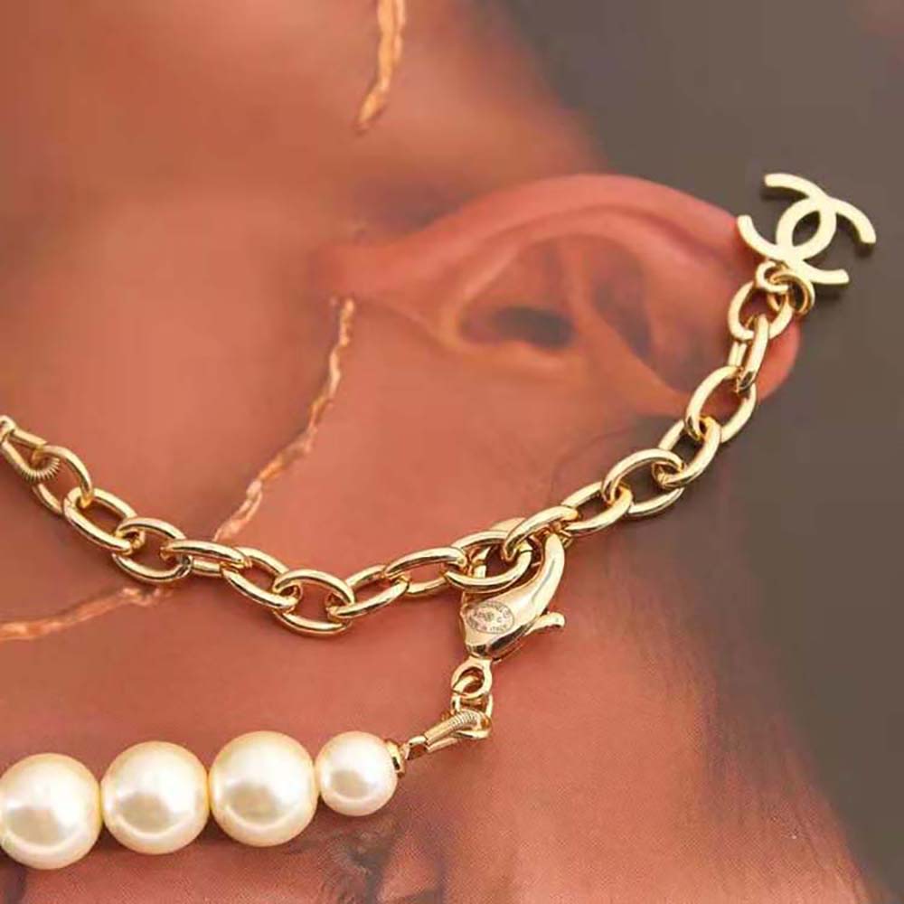 Chanel Women Pendant Earrings in Metal Glass Pearls & Strass