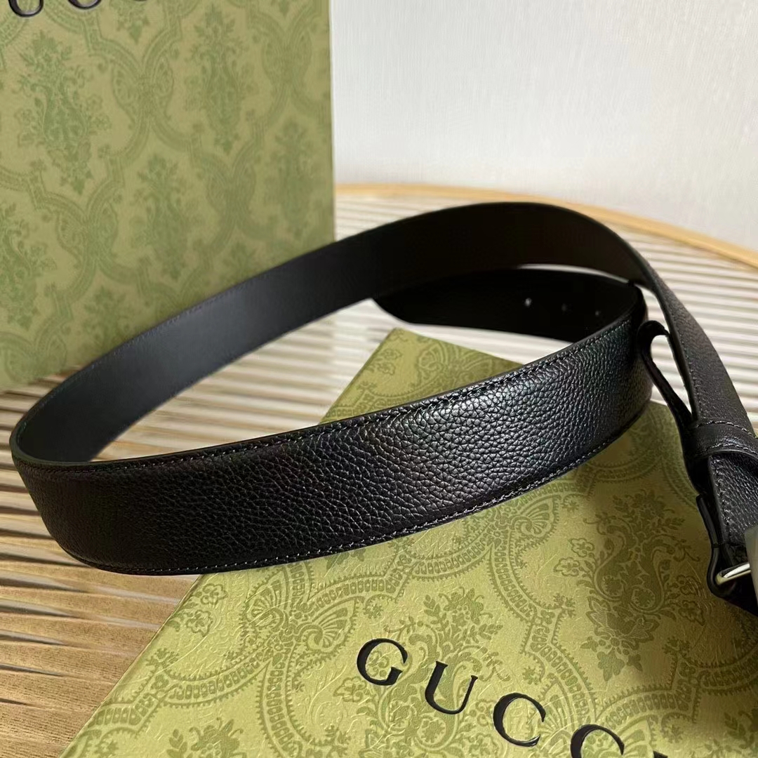 G*u*i unisex gg belt G*u*i plaque buckle black leather palladium-toned hardware