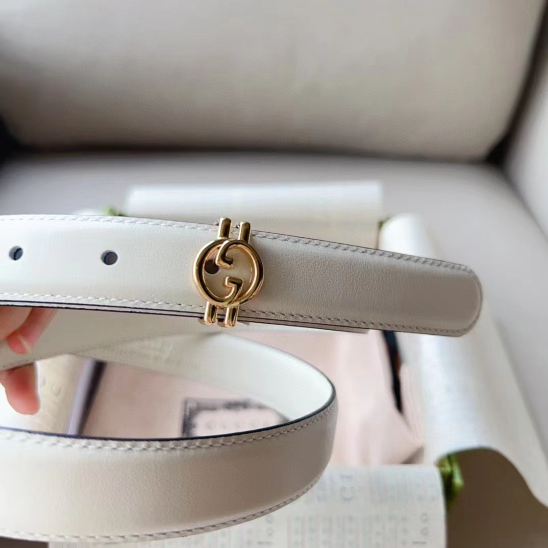 G*u*i unisex gg belt round interlocking g white leather oval buckle 2.3 cm width