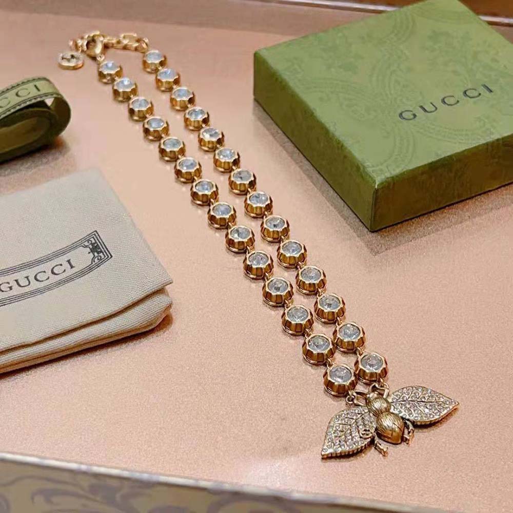 G*u*i women bee necklace with crystals
