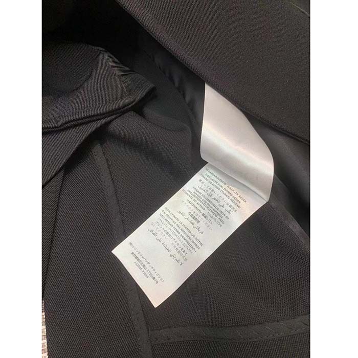 G*u*i men gg fine wool crêpe jacket black satin unlined notch lapel three front pockets