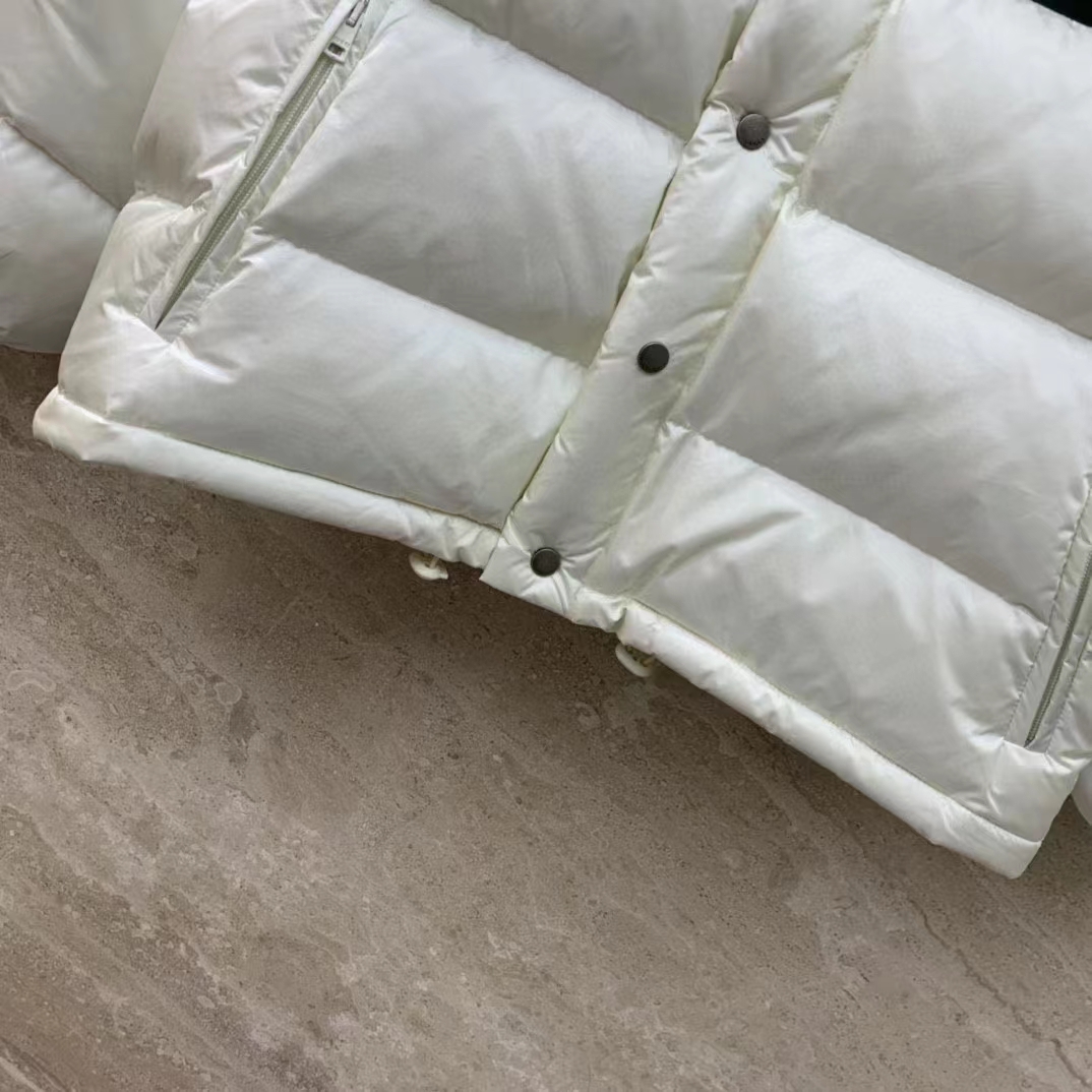 G*u*i women gg padded nylon bomber jacket web white goose down detachable sleeves high neck