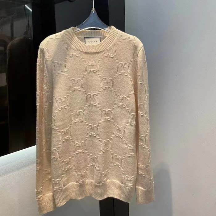 G*u*i men gg wool sweater cream crewneck dropped shoulder long sleeves