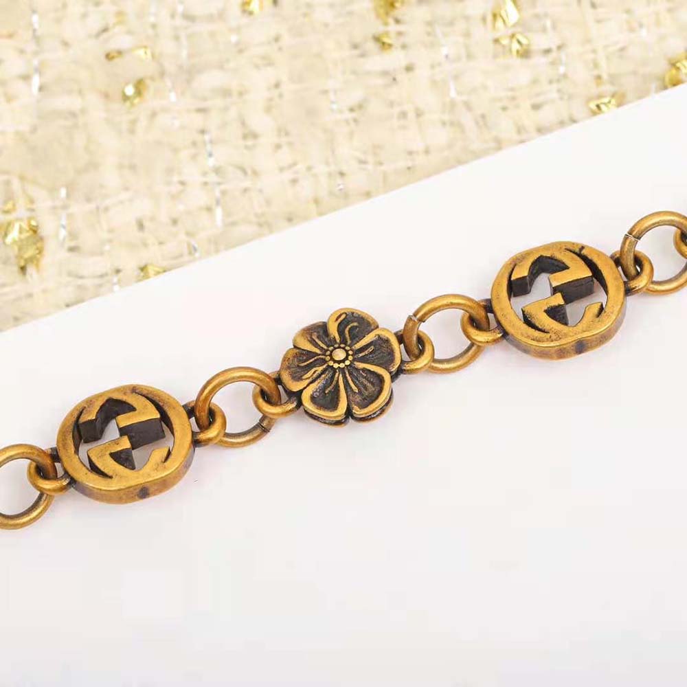 G*u*i women interlocking g flower pearl necklace
