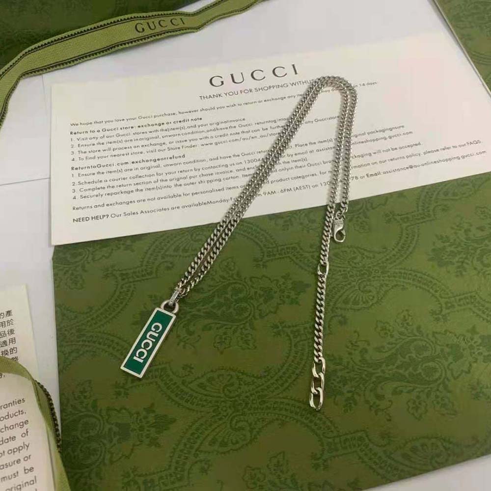 G*u*i women necklace with enamel pendant