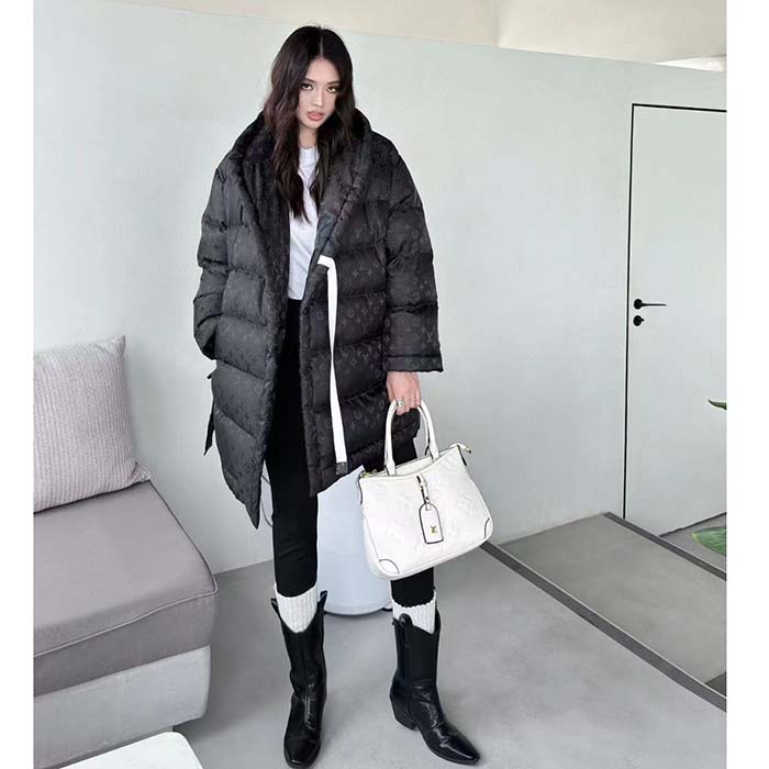 Louis Vuitton LV Women Flight Mode Monogram Jacquard Puffer Wrap Coat Polyamide Black