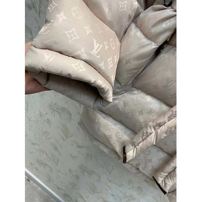 Louis Vuitton LV Women Flight Mode Monogram Jacquard Puffer Wrap Coat Polyamide Light Beige