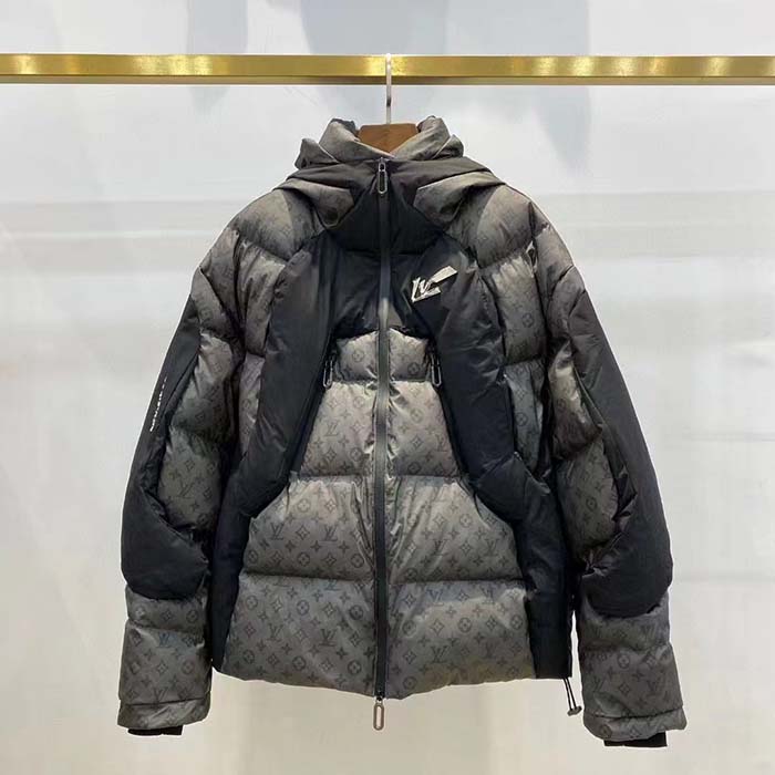 Louis Vuitton Women LV 2054 Heat Reactive Puffer Polyester Anthracite Regular Fit