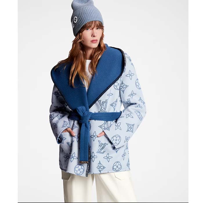 Louis Vuitton Women LV Flight Mode Reversible Signature Short Hooded Wrap Coat Teal
