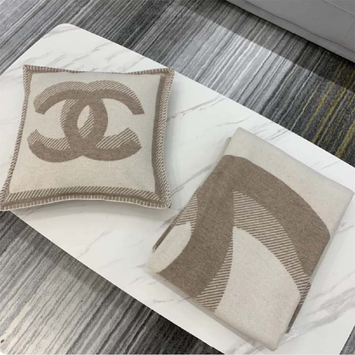 Chanel Unisex CC Cotton Wool Tweed Beige Sandy Multifunction Scarf Blanket