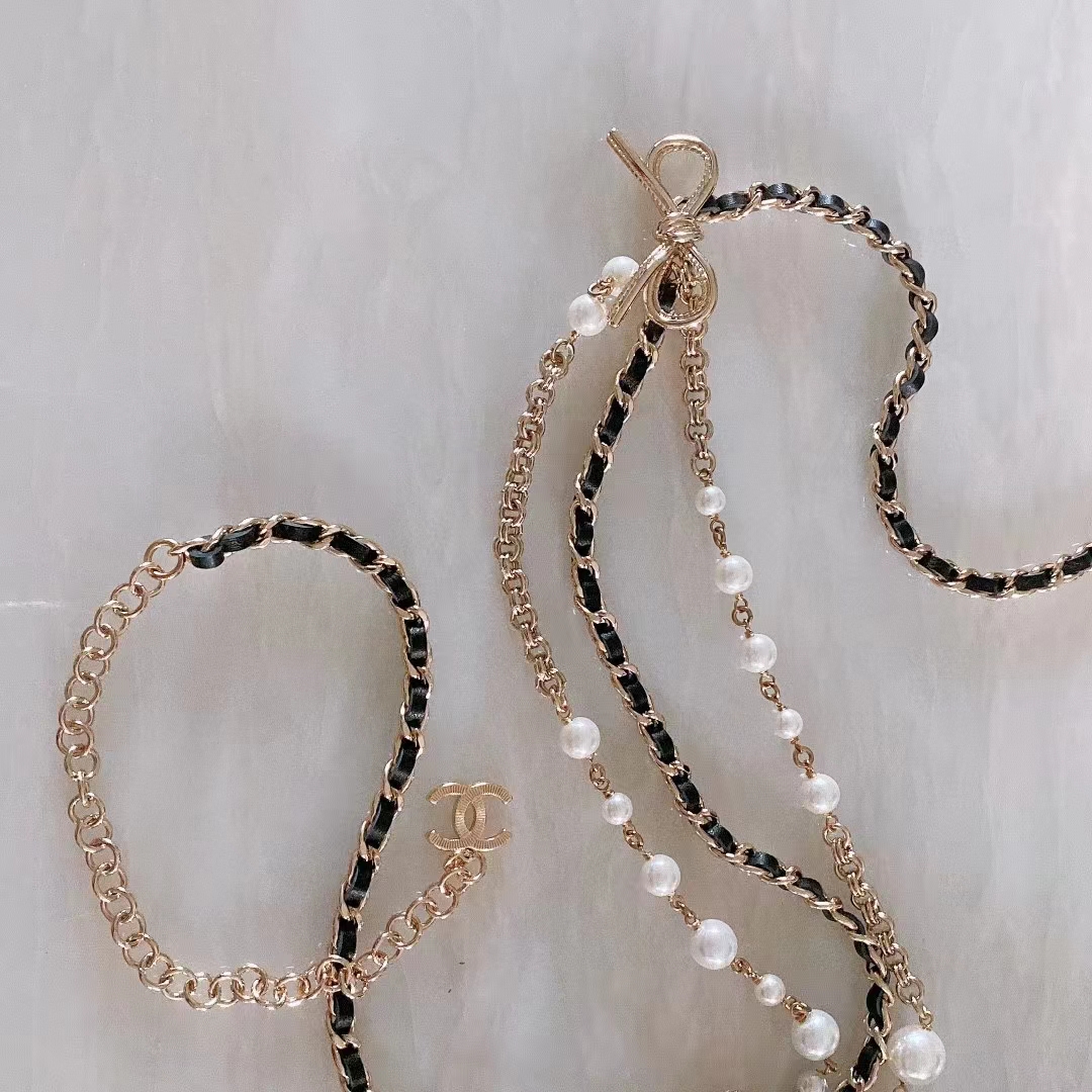 Chanel Women CC Chain Belt Gold Metal Resin Glass Pearls Strass Black Calfskin Leather