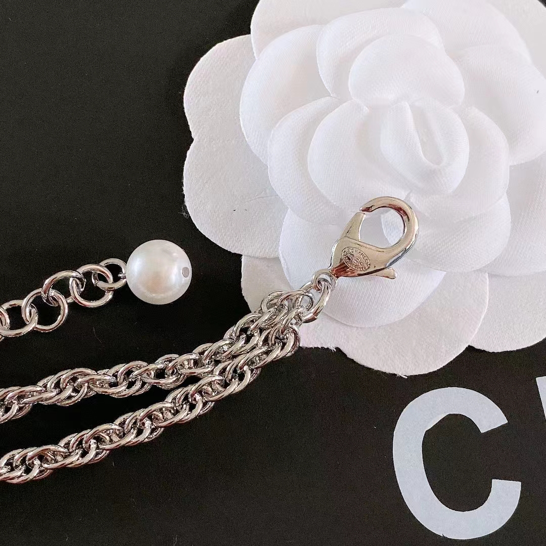 Chanel Women CC Chain Belt Metal Glass Pearls Imitation Pearls Strass Silver Pearly White Crystal