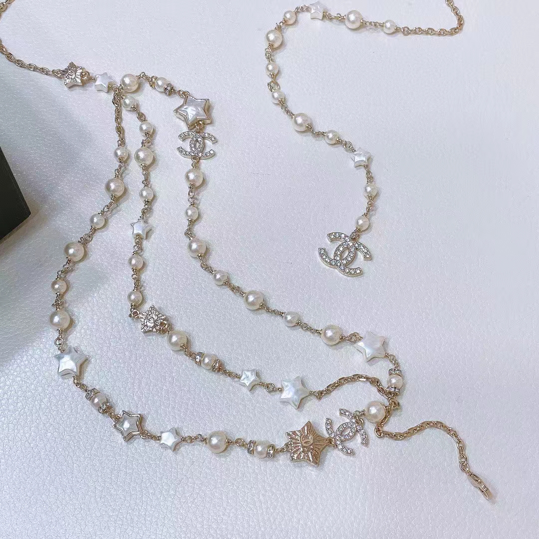 Chanel Women CC Chain Belt Metal Resin Glass Pearls Strass Gold Pearly White Crystal