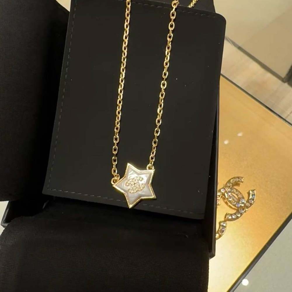 Chanel Women CC Necklace Gold Tone Metal