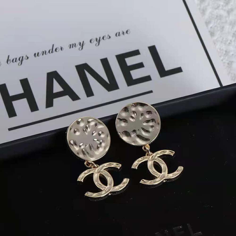 Chanel Women Pendant in Metal-Gold