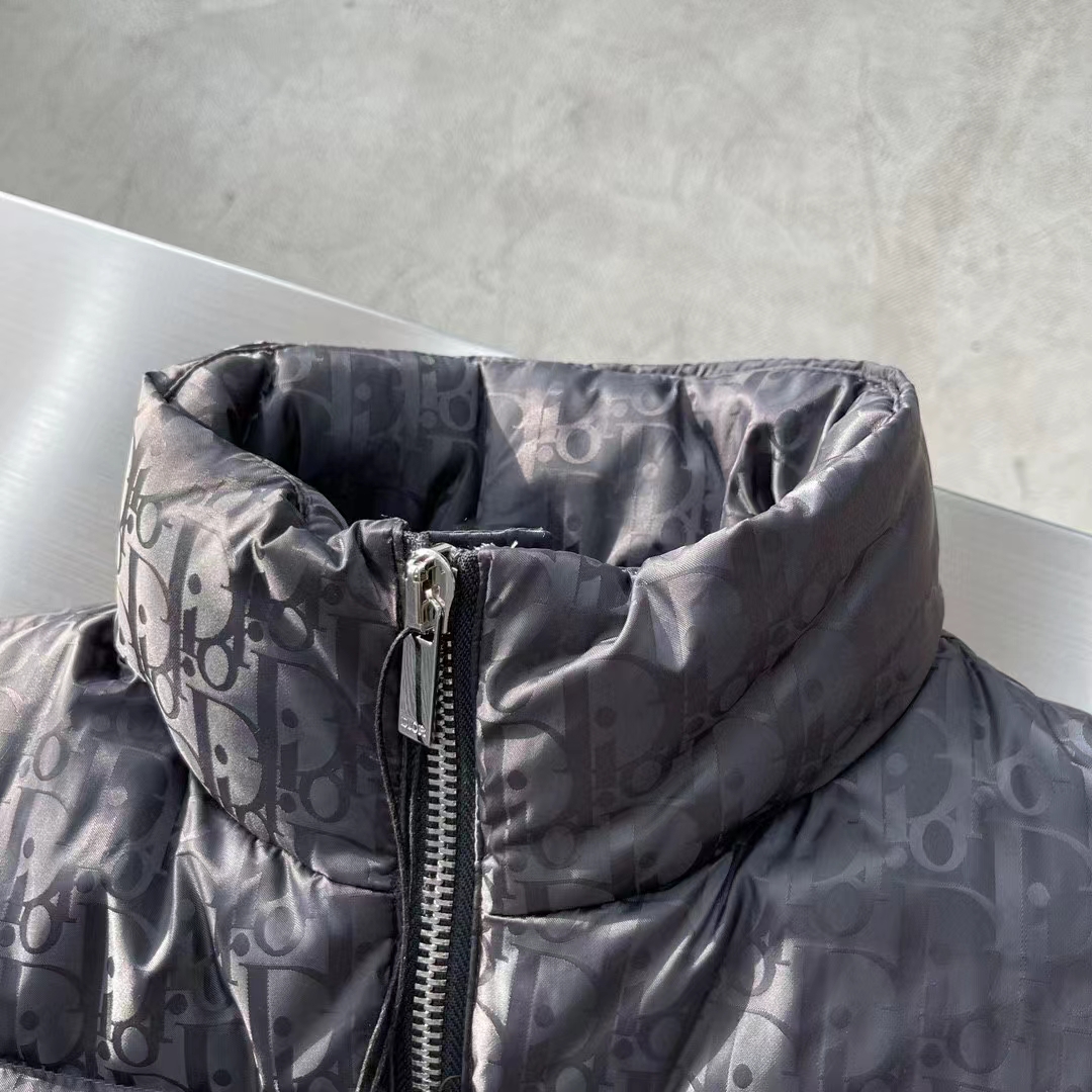 Dior Men CD Dior Oblique Down Vest Gray Technical Jacquard
