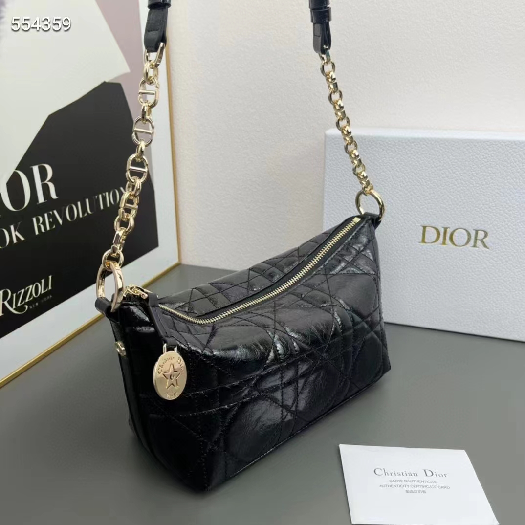Dior Women CD Diorstar Hobo Bag Chain Black Macrocannage Crinkled Calfskin Reference: S3202UNIO_M900