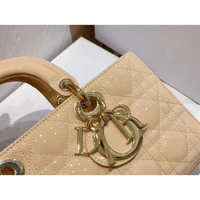 Dior Women CD Medium Lady D-Joy Bag Sand-Colored Cannage Lambskin