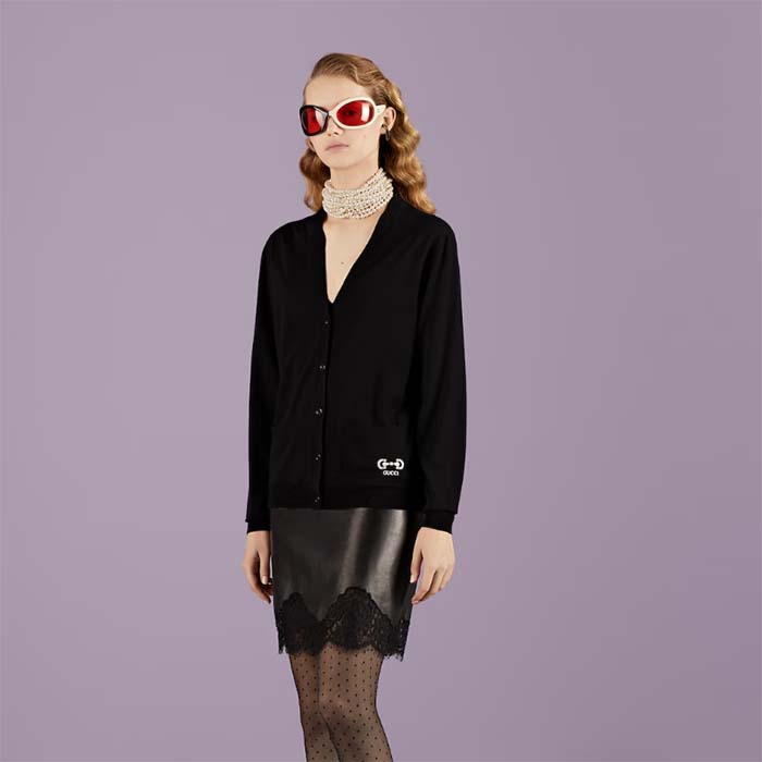G*u*i women gg extra fine wool cardigan black horsebit intarsia v-neck two front pockets