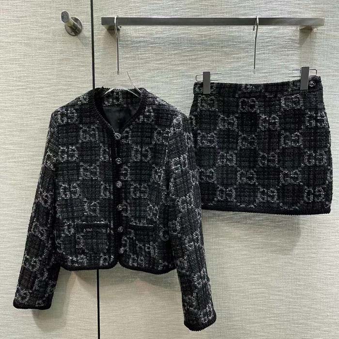G*u*i women gg tweed jacket dark grey lined collarless two front pockets button closure style ‎761164 zapa4 1158