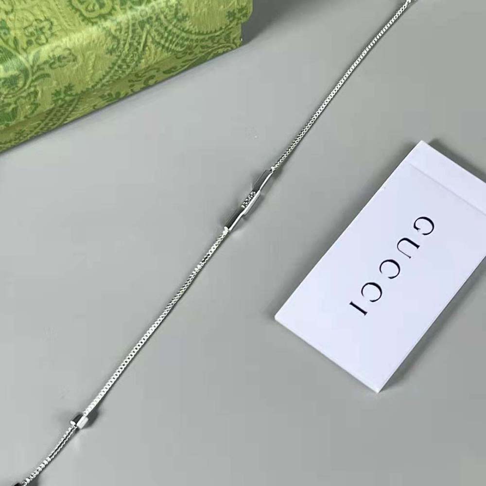 g*u*i women link to love bracelet with Di*m*nds in white gold