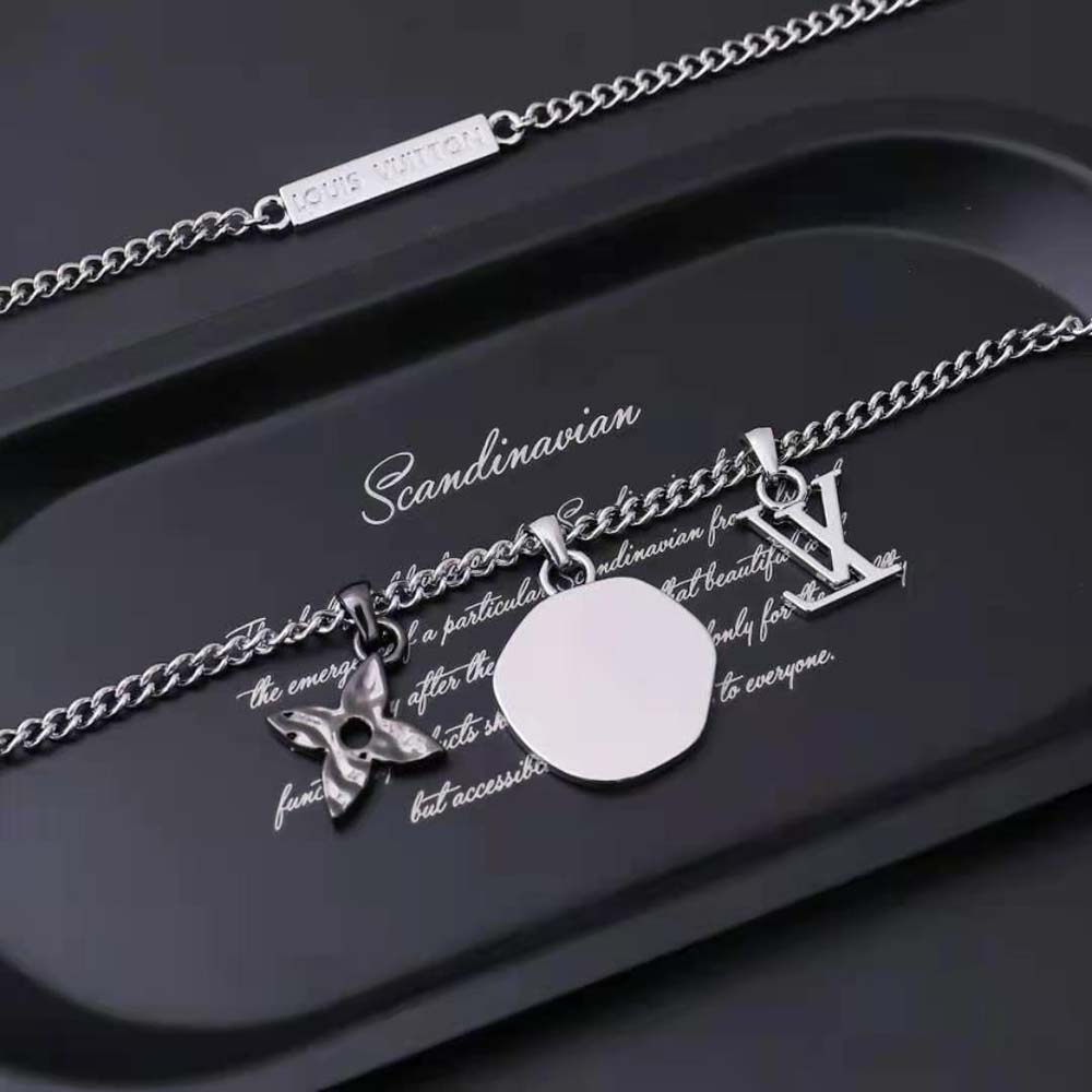 Louis Vuitton Unisex LV Liquid Pendant