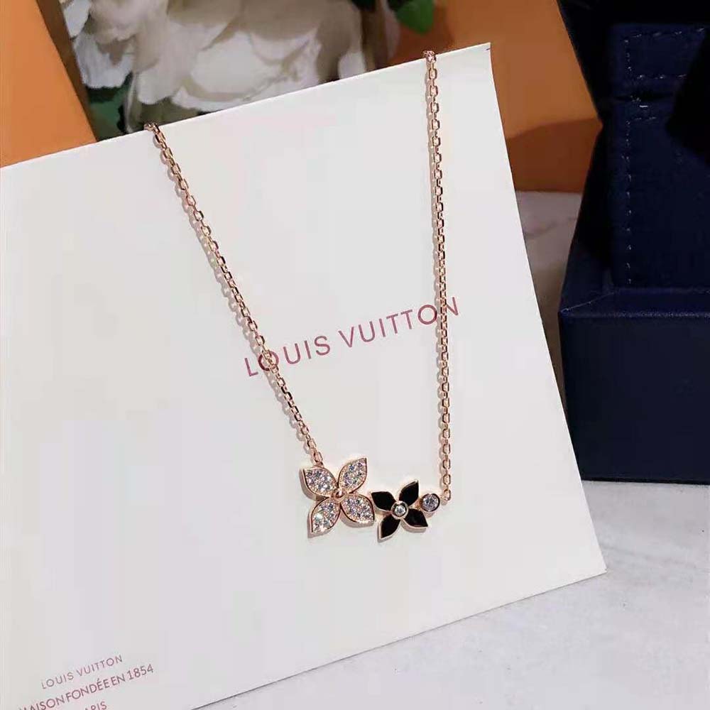 Louis Vuitton Women Idylle Blossom Necklace in Pink Gold