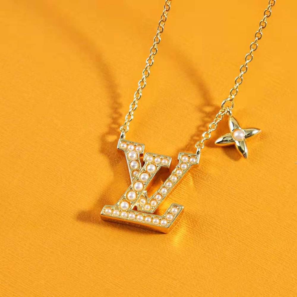 Louis Vuitton Women LV Iconic Pearls Necklace