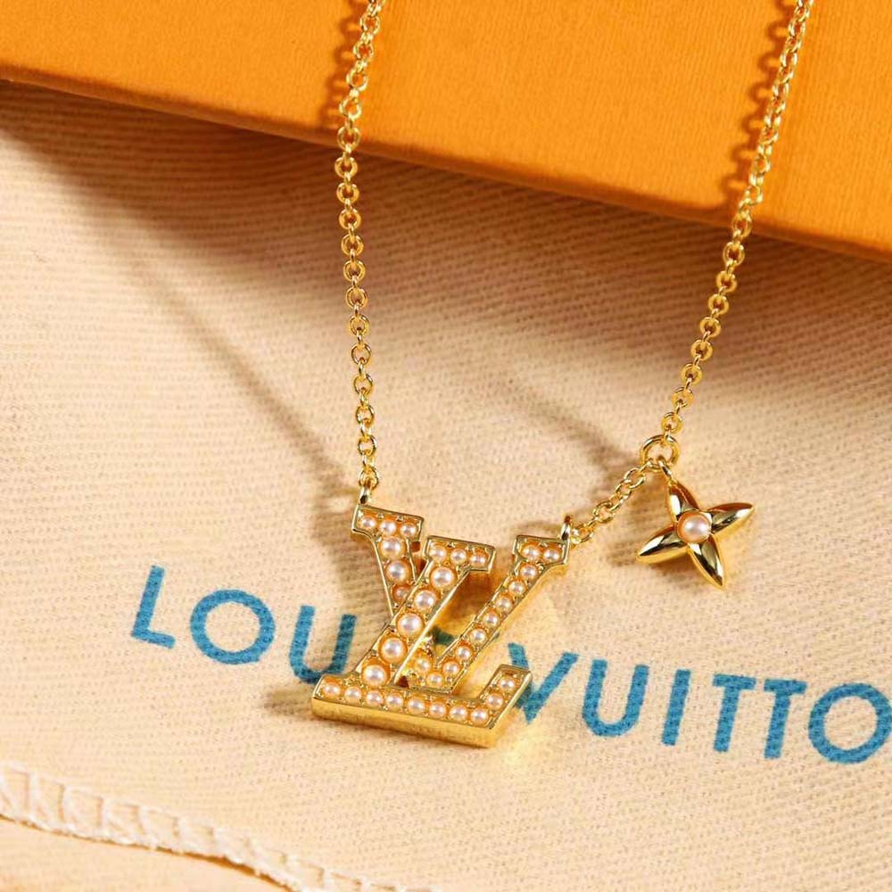 Louis Vuitton Women LV Iconic Pearls Necklace