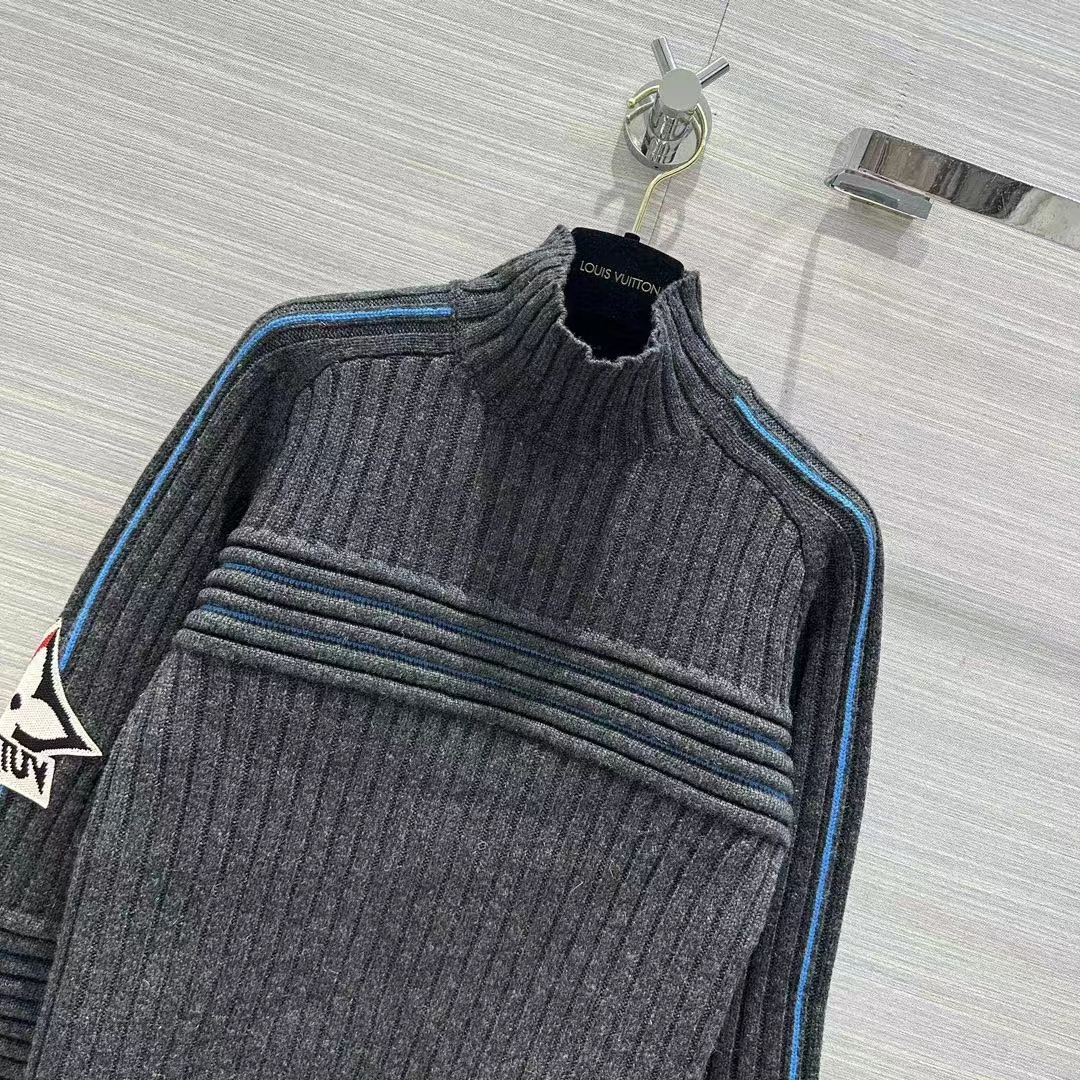 Louis Vuitton Women LV SKI Contrast Accent Cropped Pullover Wool Yack Coal