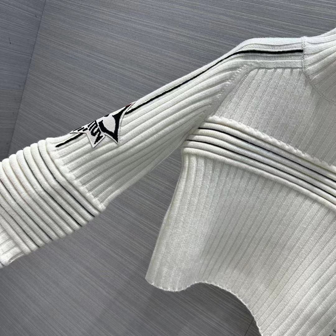 Louis Vuitton Women LV SKI Contrast Accent Pullover Wool Yack Milky White