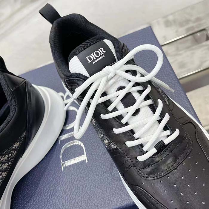 Dior Unisex B25 Runner Sneaker Black Smooth Calfskin Beige Oblique Jacquard Reference: 3SN299ZIR_H965