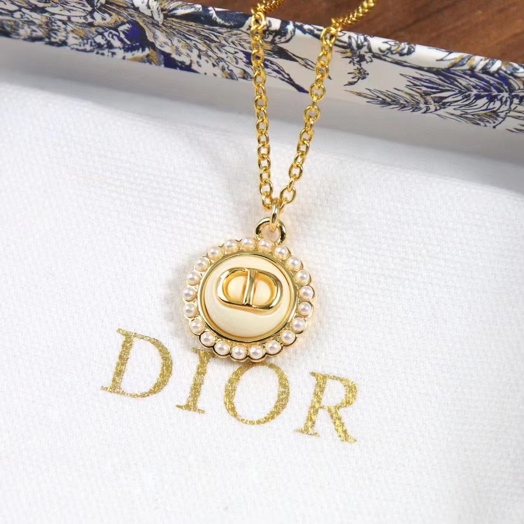 Dior Women Petit CD Baroque Necklace White Resin Pearls Latte Glass