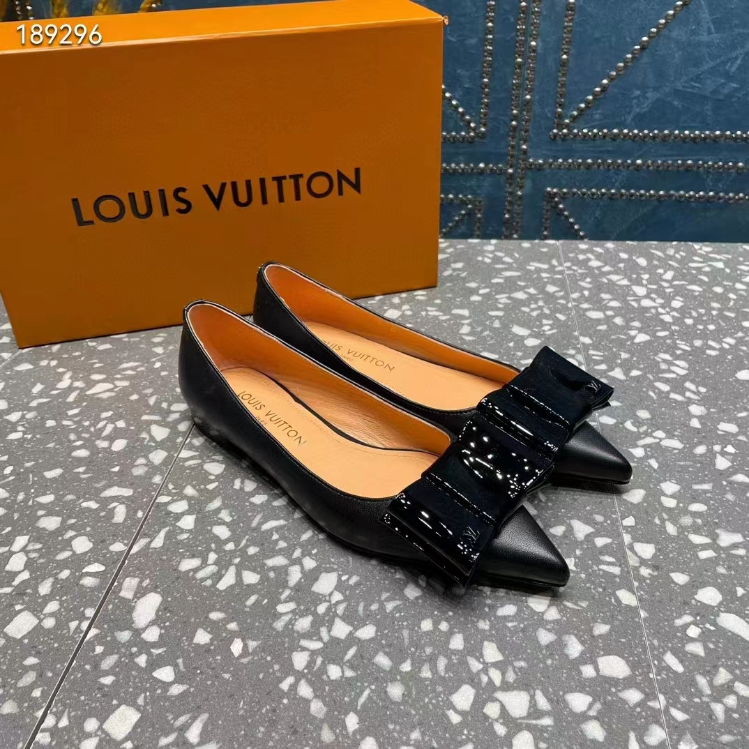 Louis Vuitton Women LV Blossom Flat Ballerina Black Patent Leather