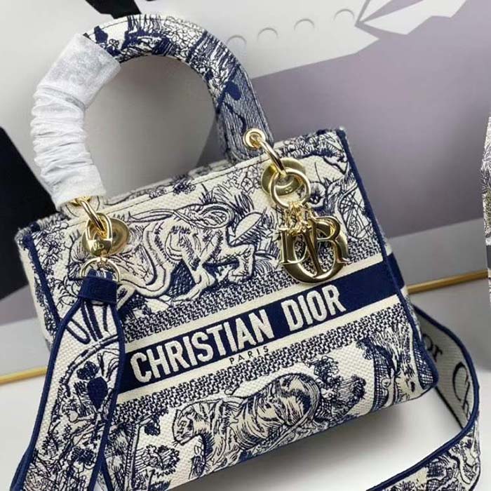 Dior Women CD Medium Lady D-Lite Bag Blue Toile De Jouy Embroidery