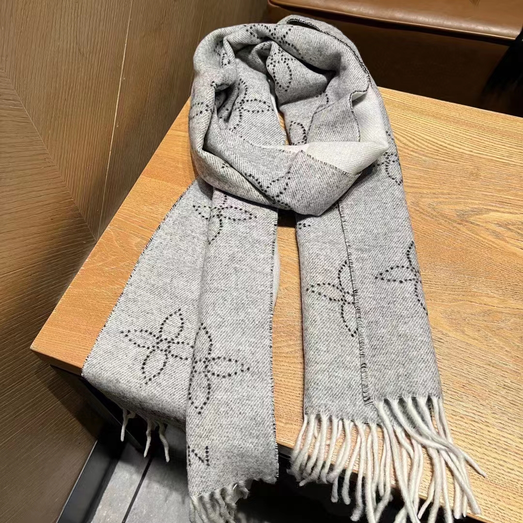 Louis Vuitton Unisex LV Mahina Flight Mode Scarf Cream Cashmere Wool M77903