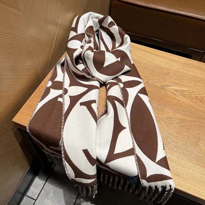 Louis Vuitton Unisex LV Medallion Scarf Brown Wool Jacquard M79215