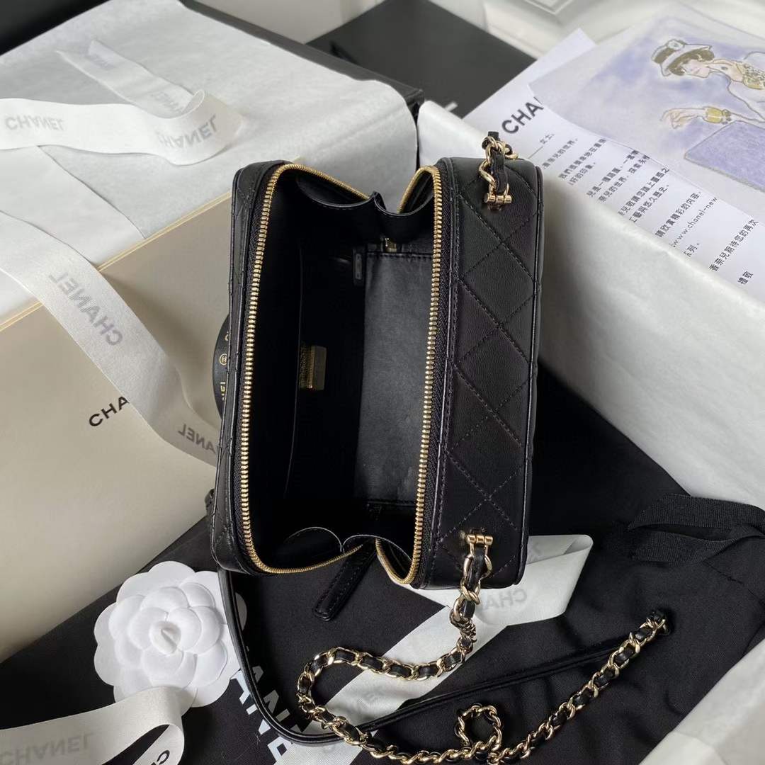 Chanel Women CC Camera Bag Lambskin Gold-Tone Metal Black