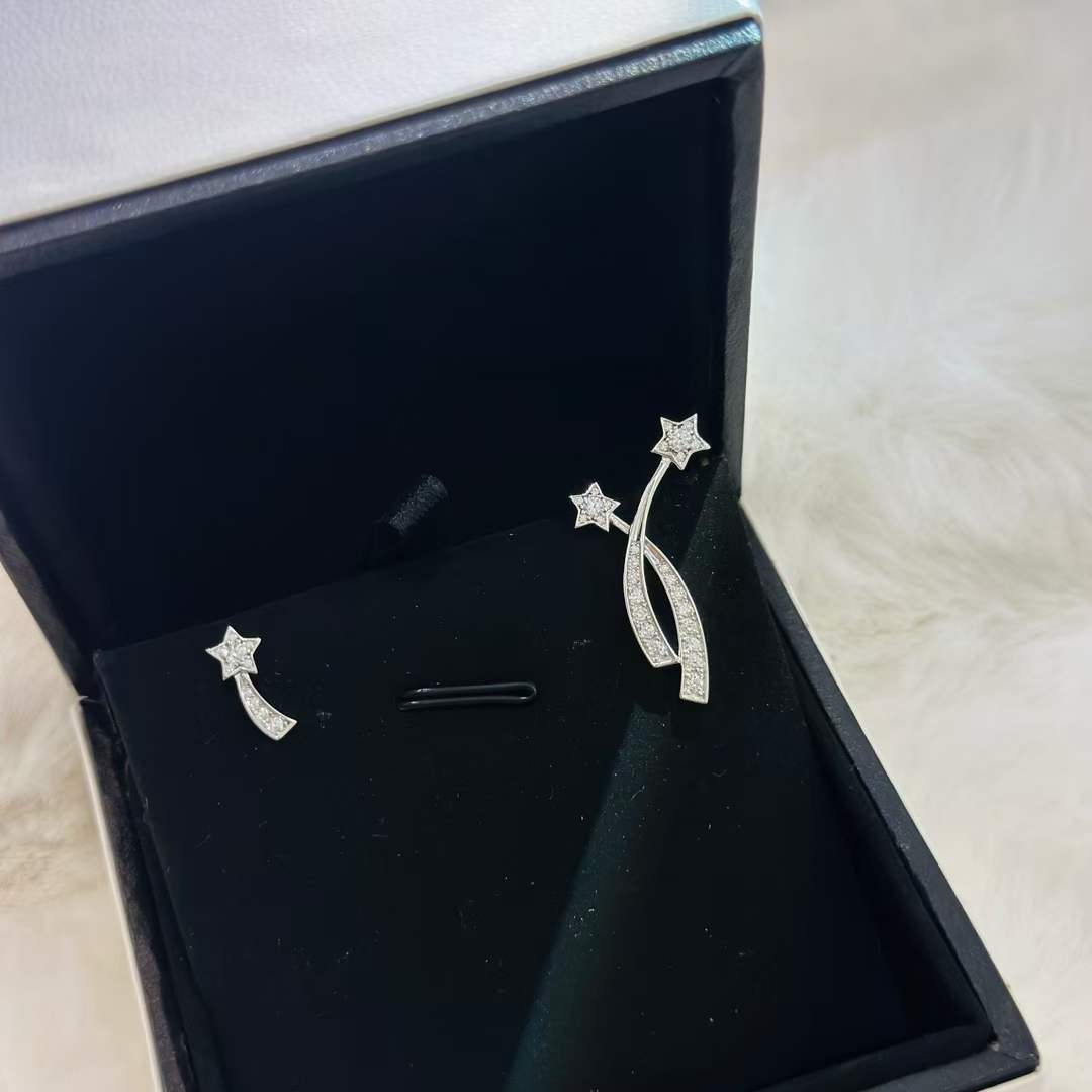 chanel women cc etoile filante earrings 18k white silver Di*m*nds