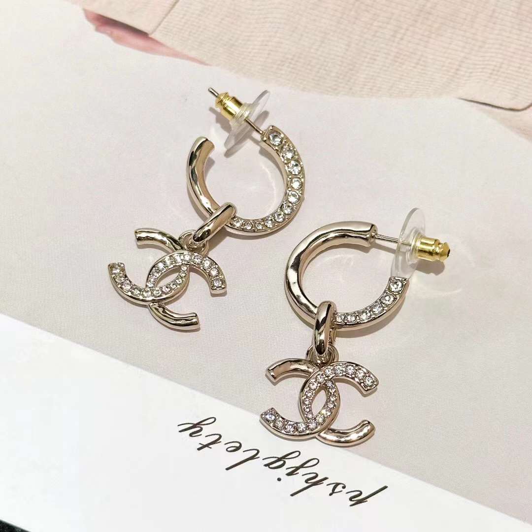 Chanel Women CC Pendant Earrings Metal Strass Gold Crystal