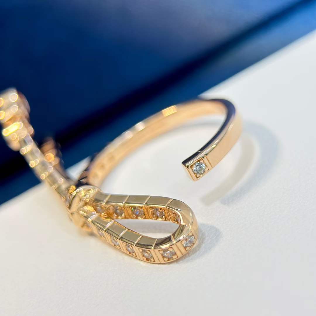 chanel women cc ruban ring 18k beige gold Di*m*nds