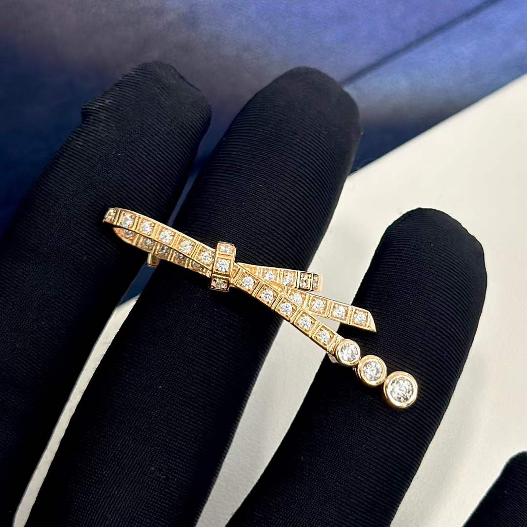 chanel women cc ruban ring 18k beige gold Di*m*nds
