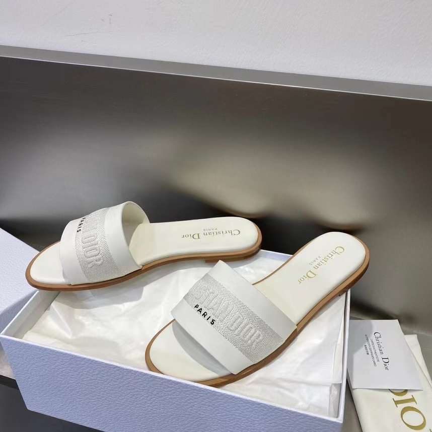 Dior Unisex CD Dway Slide White Calfskin Embroidered Cotton