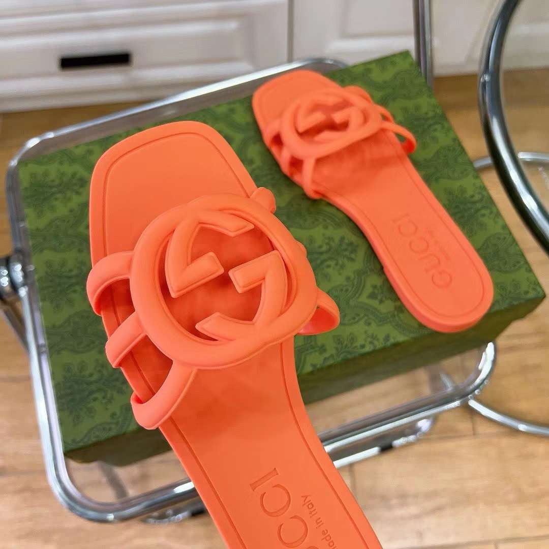 G*u*i unisex gg interlocking g slide sandal orange rubber flat