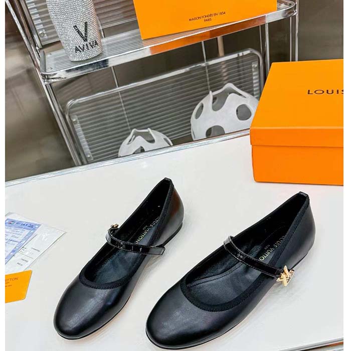Louis Vuitton Women Romy Flat Ballerina Black Lambskin Leather LV Twist 1ACUKM